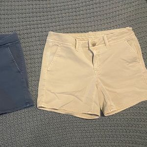 American Eagle Super Stretch khaki shorts, sz 4